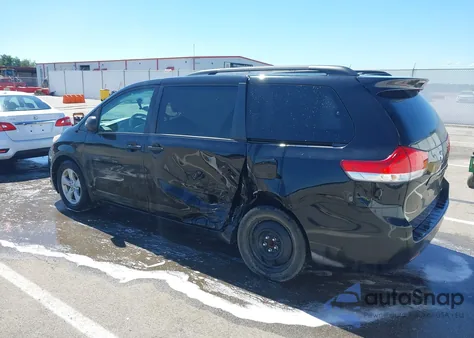 2012 Toyota Sienna Le V6 8 Passenger из США, поврежденный, VIN 5TDKK3DC2CS185470